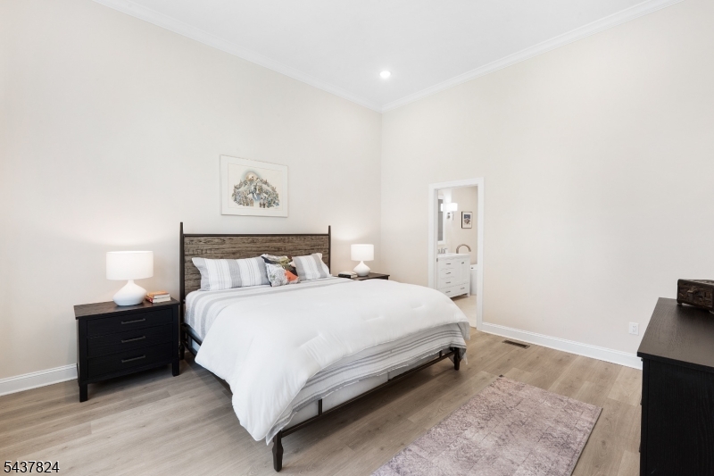 Enclave at Hillandale - Residential
