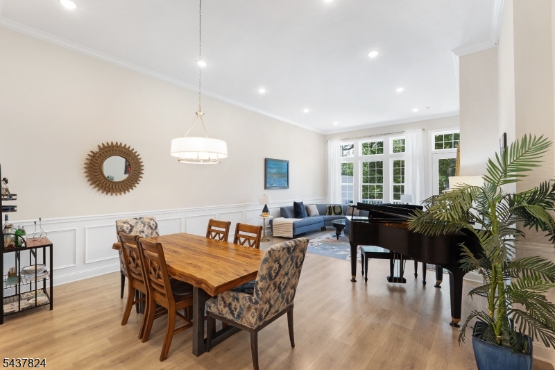 Enclave at Hillandale - Residential