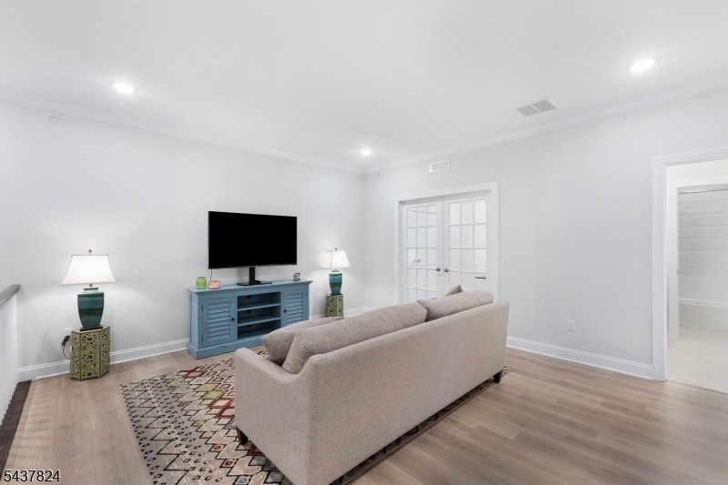 Enclave at Hillandale - Residential