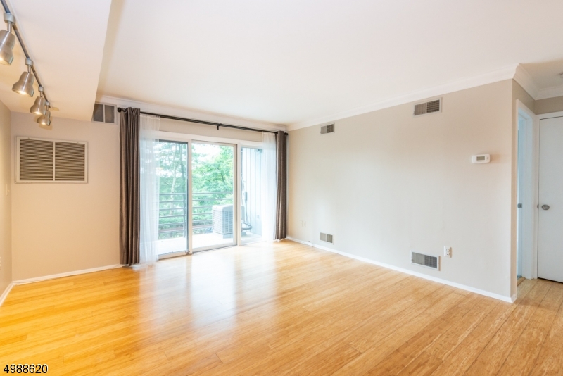 South Green - Residential Lease