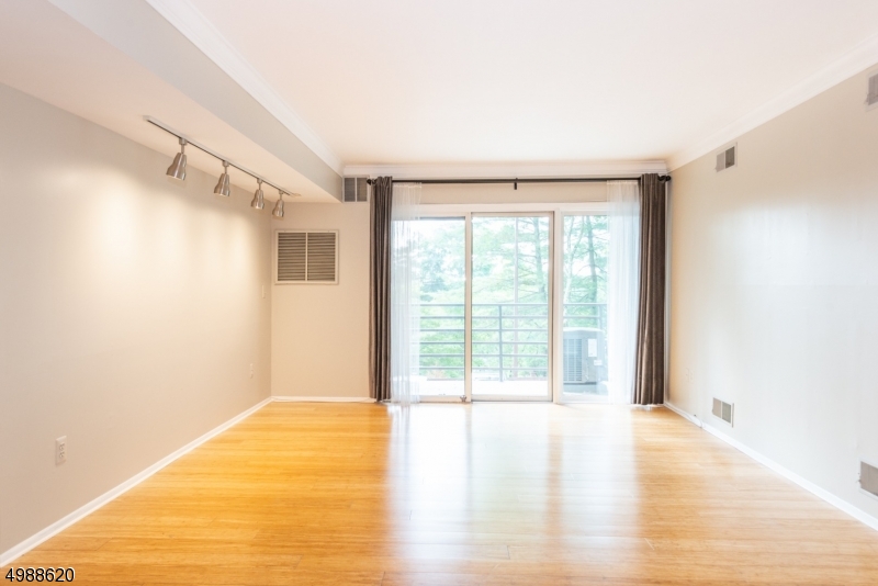 South Green - Residential Lease