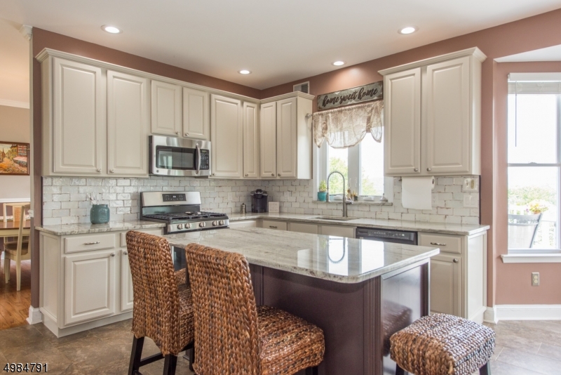 Brittany Hills - Residential