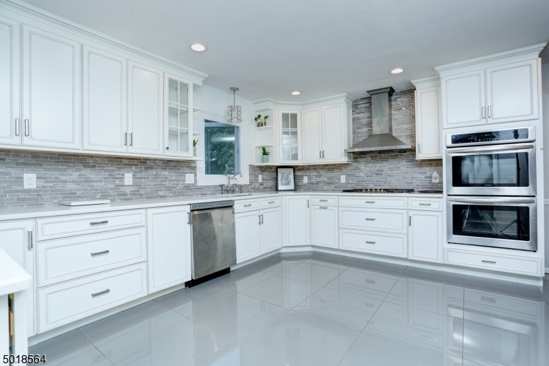 Alcrest Estates - Residential