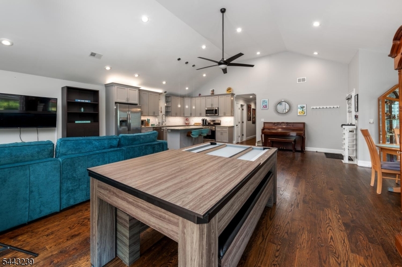 Upper Greenwood Lake - Residential