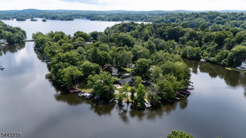 Upper Greenwood Lake - Residential