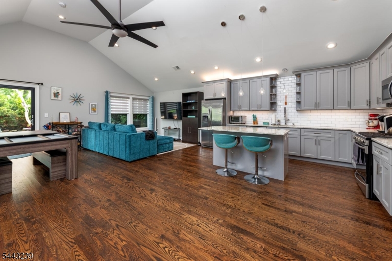Upper Greenwood Lake - Residential