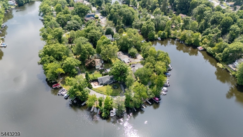 Upper Greenwood Lake - Residential