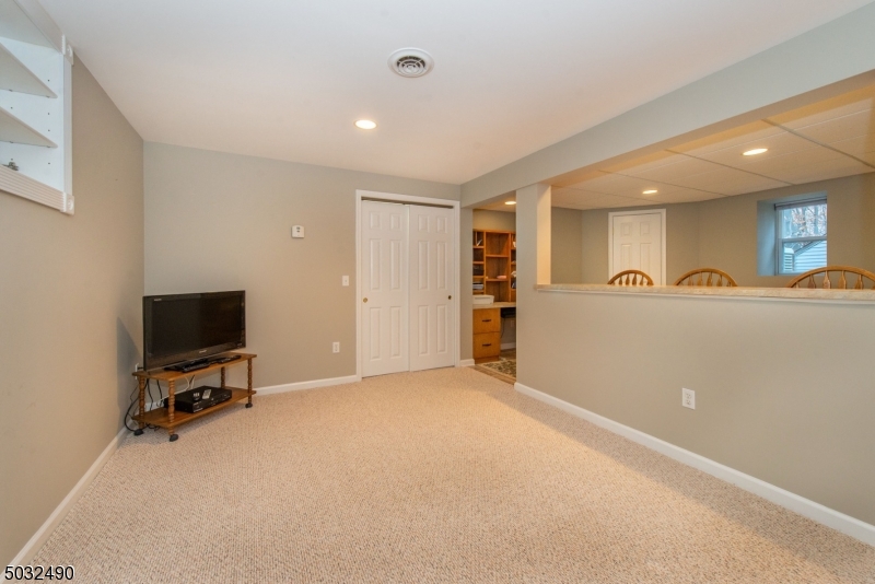 Kings Hwy - Residential