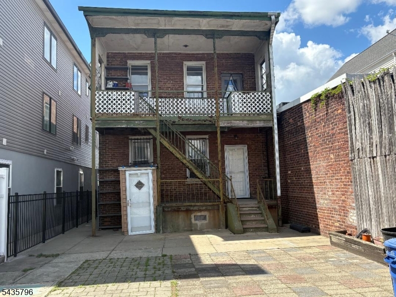 Ironbound - Residential Income