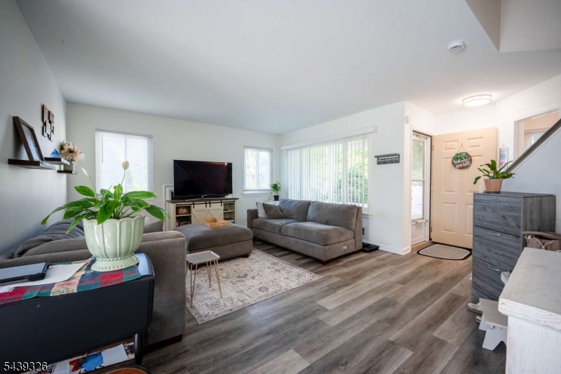 Huntington Park - Residential