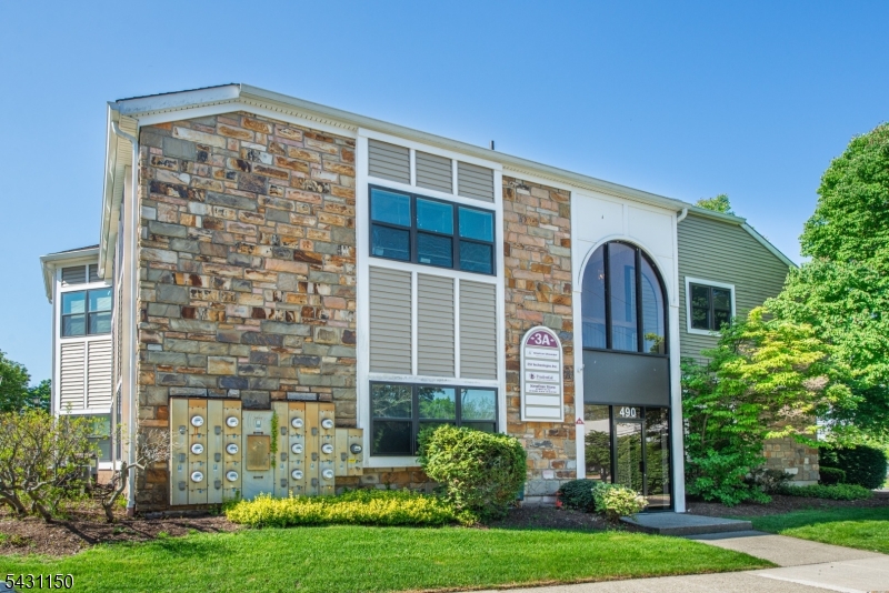 Hasting Commons - Commercial Sale