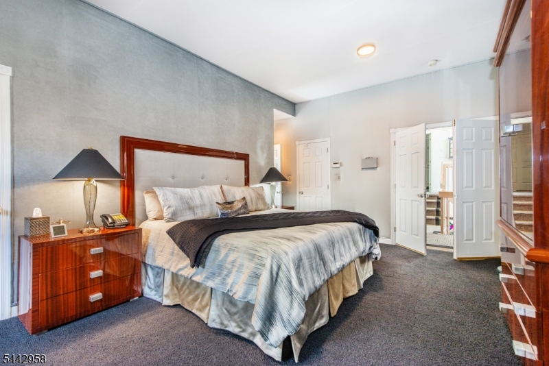 Spruce Edge - Residential