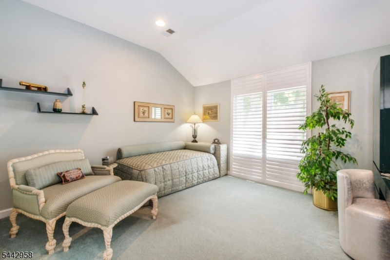 Spruce Edge - Residential