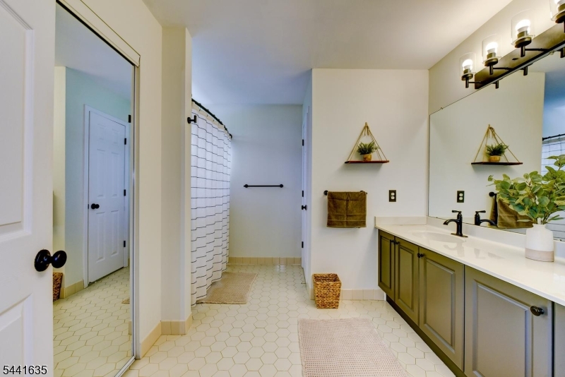 Brook Hollow - Residential