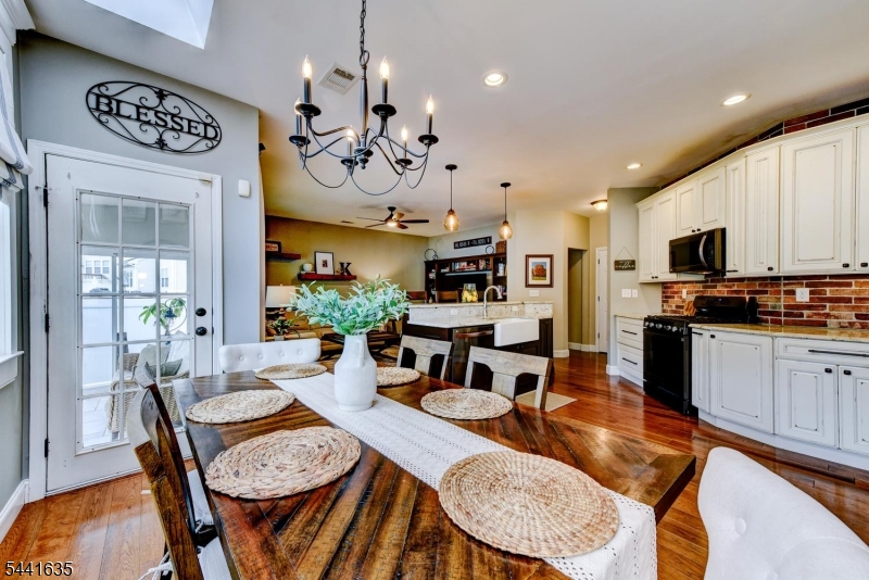 Brook Hollow - Residential