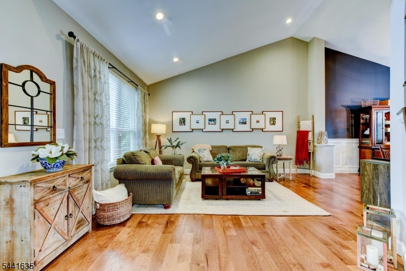 Brook Hollow - Residential