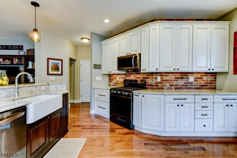 Brook Hollow - Residential