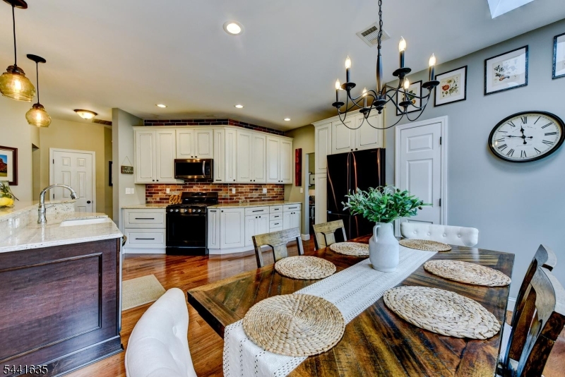 Brook Hollow - Residential