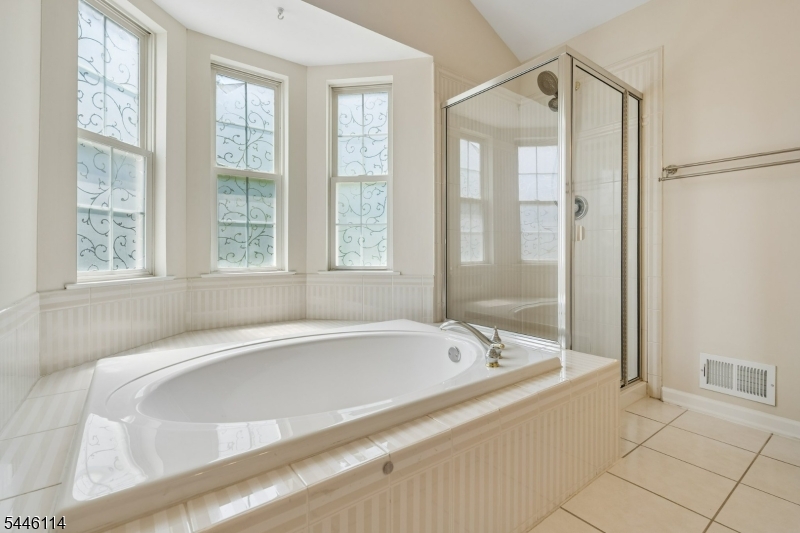 Hamilton Woods - Residential