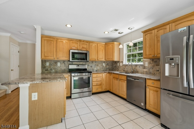 Hamilton Woods - Residential