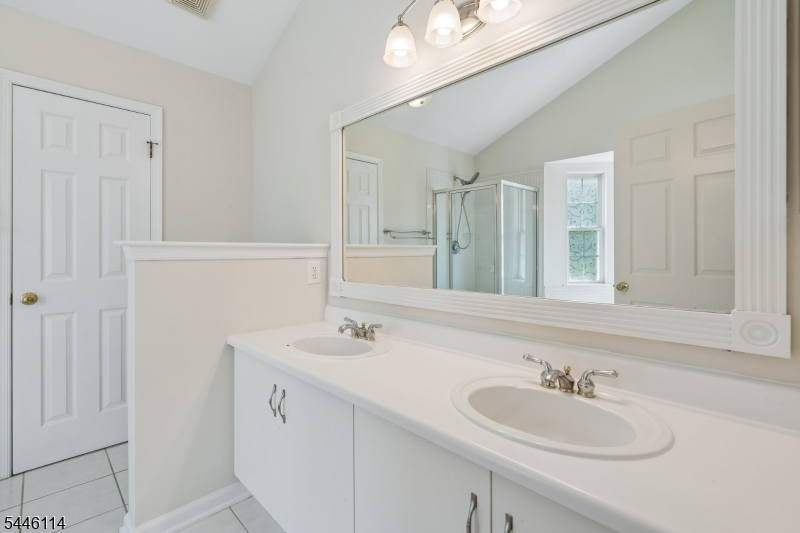 Hamilton Woods - Residential