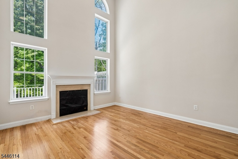 Hamilton Woods - Residential