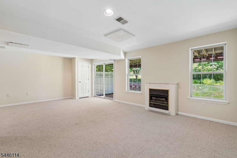 Hamilton Woods - Residential