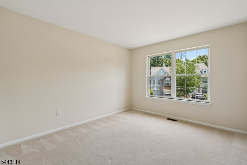 Hamilton Woods - Residential