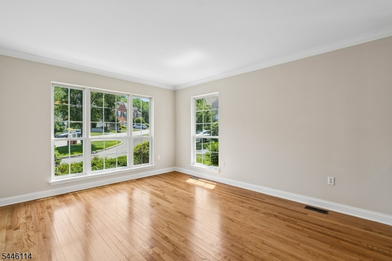 Hamilton Woods - Residential