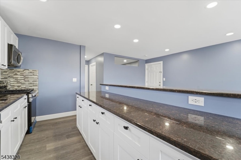 Elmora - Residential