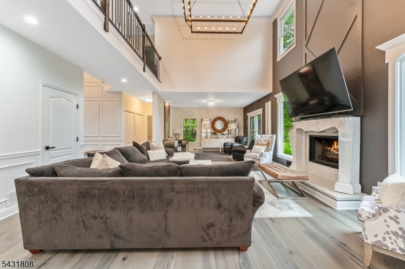KINGWOOD - Residential