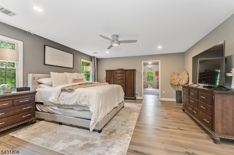 KINGWOOD - Residential