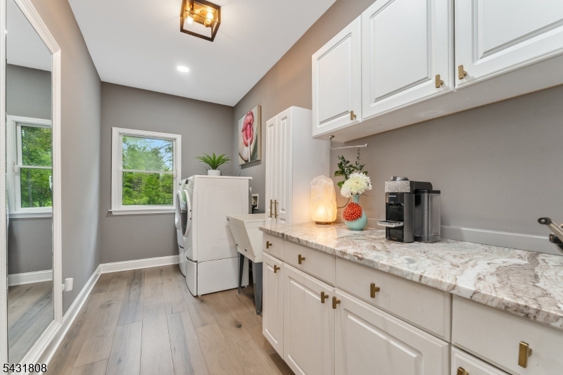 KINGWOOD - Residential