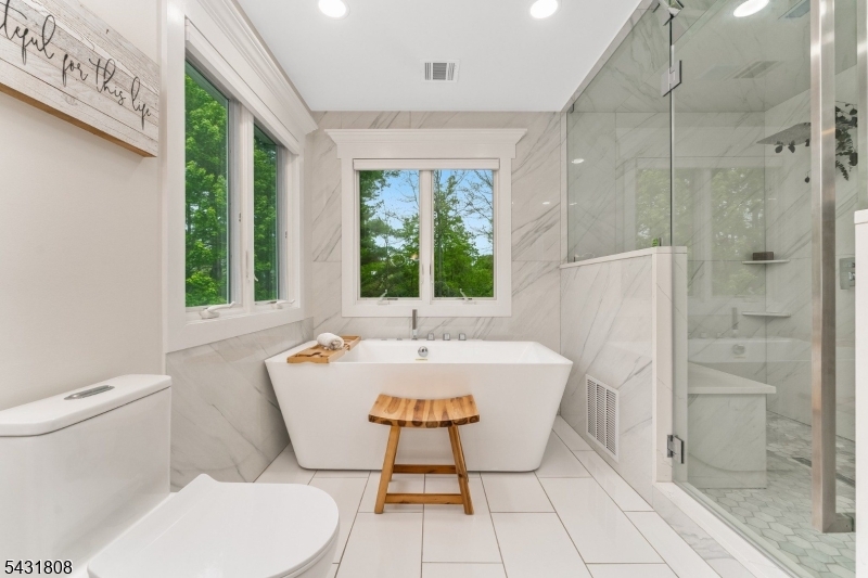 KINGWOOD - Residential