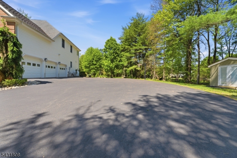 KINGWOOD - Residential