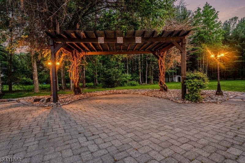 KINGWOOD - Residential