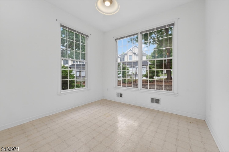 Beaver Brook - Residential