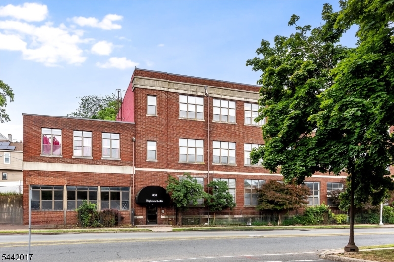 Highland Lofts - Residential