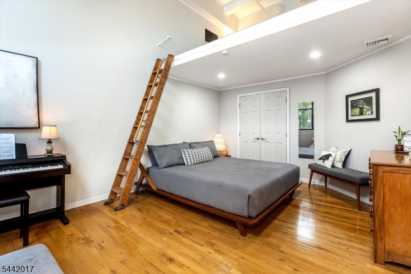 Highland Lofts - Residential