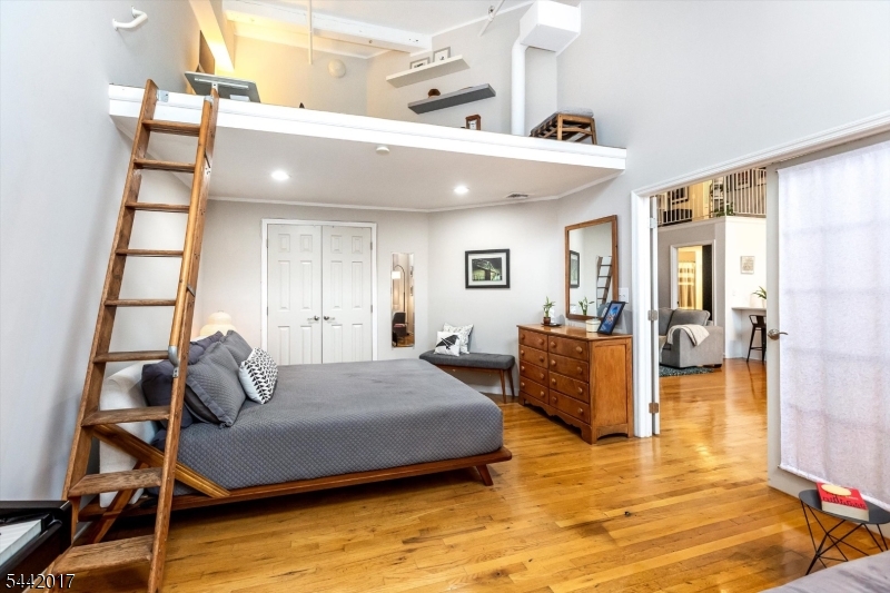 Highland Lofts - Residential