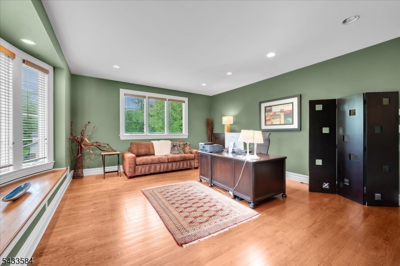 Watchung Ridge - Residential