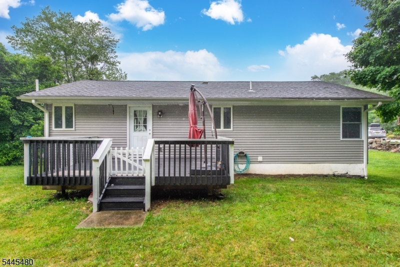 BARRY LAKES - Residential