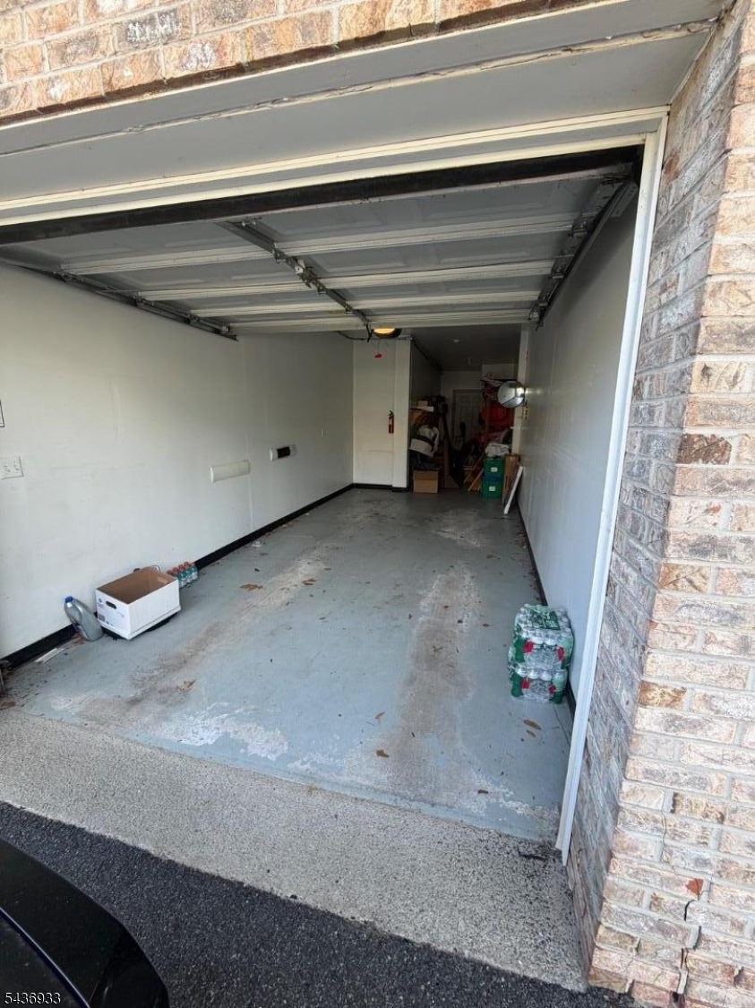 Parkside Court - Residential Lease