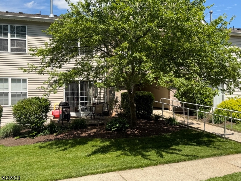 Parkside Court - Residential Lease