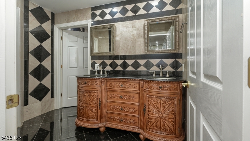 Stonehedge Estates - Residential