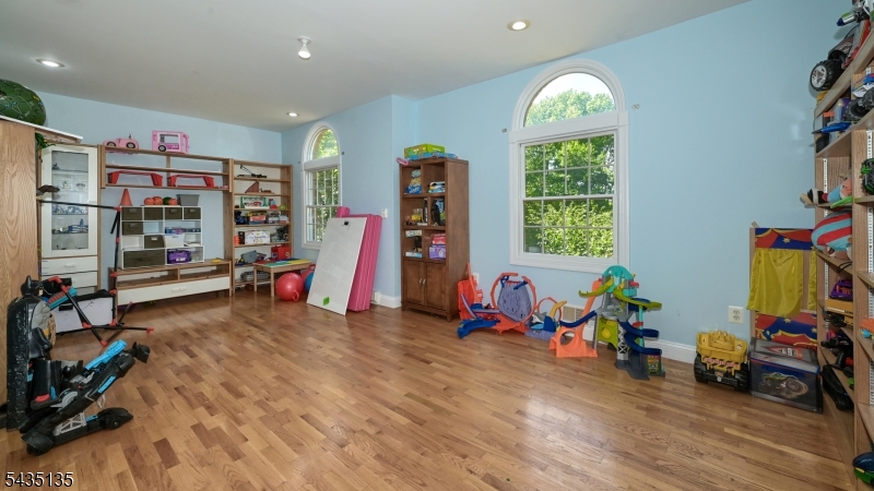 Stonehedge Estates - Residential