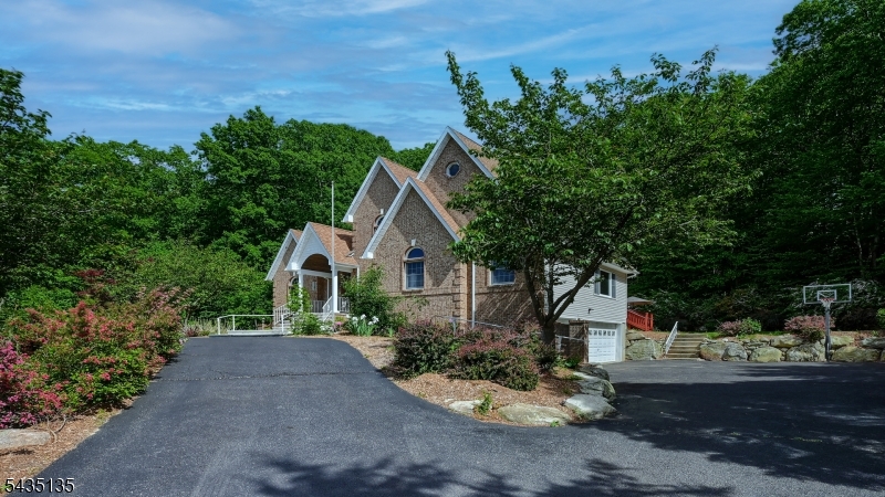 Stonehedge Estates - Residential