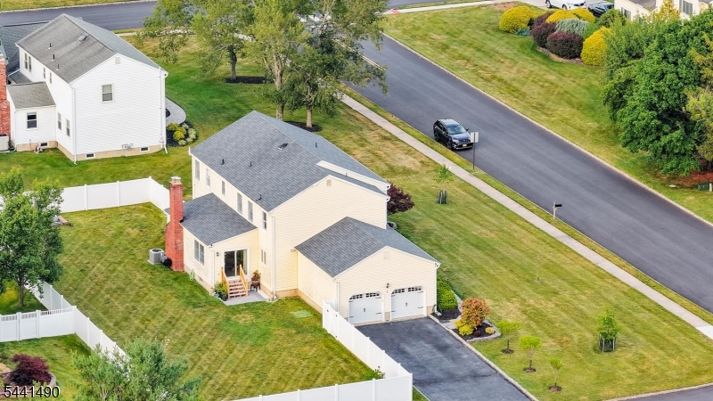 Eagles Crest - Residential