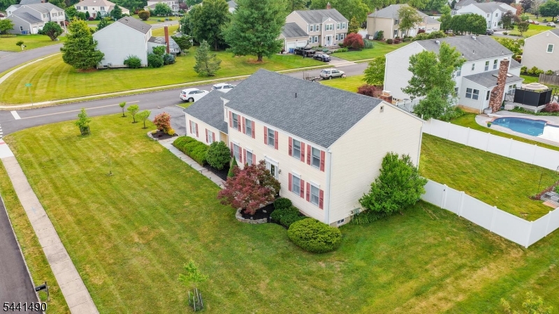 Eagles Crest - Residential