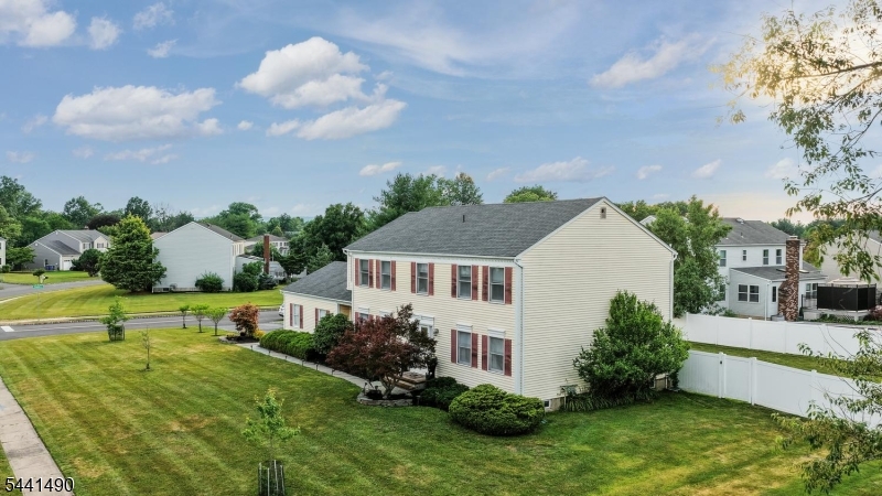 Eagles Crest - Residential